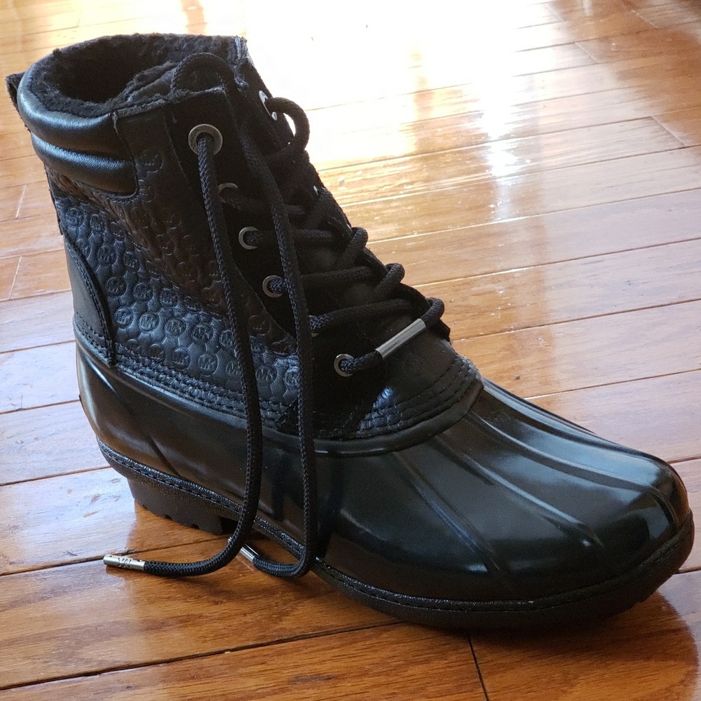 Michael kors boots